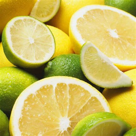 Lime Slices: Harnessing their Magical Decoration and Garnishing Powers